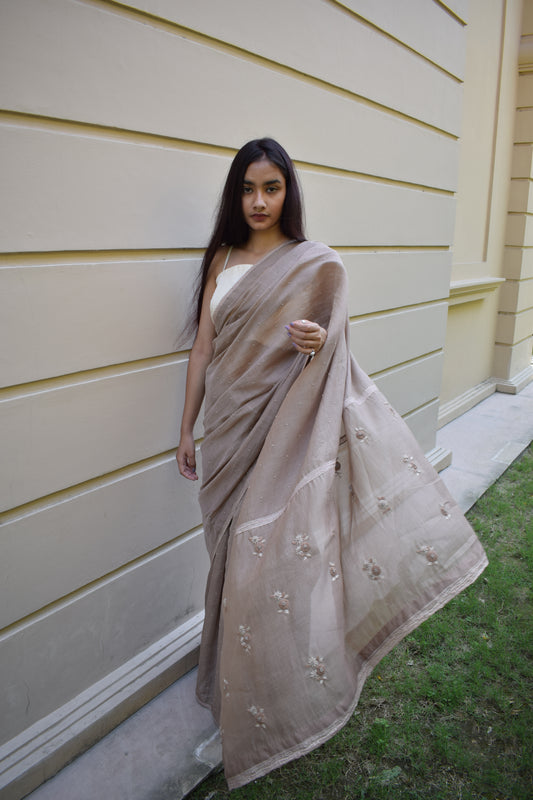 Border Buti Saree